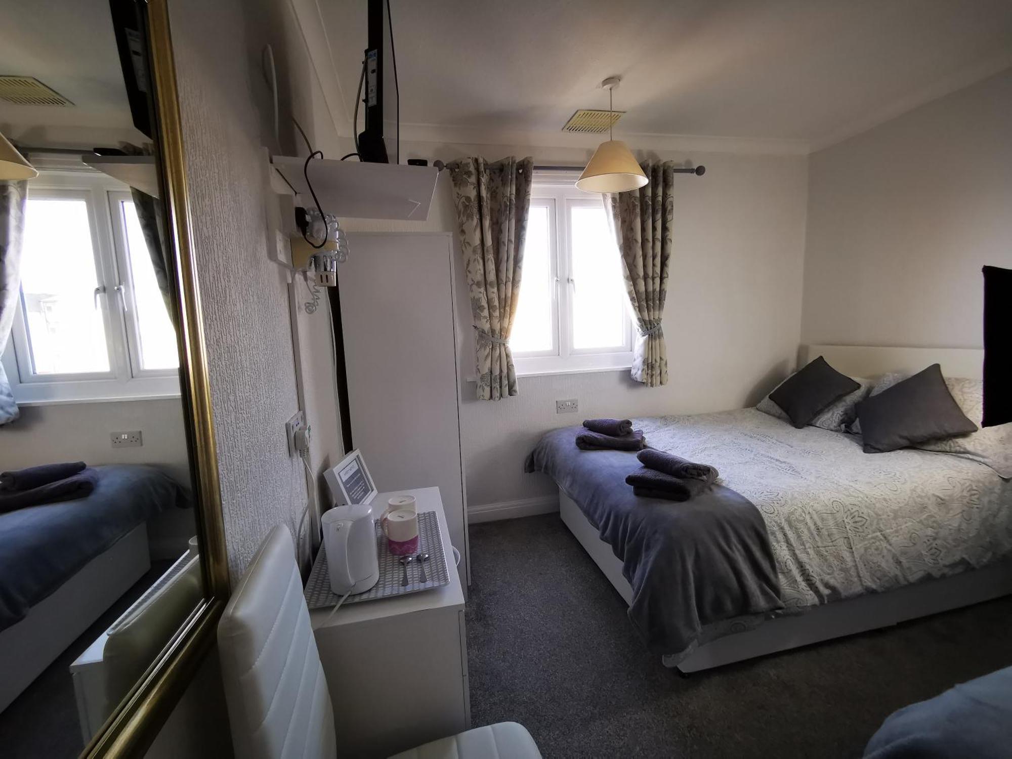 The Thoresby Scarborough Quarto foto