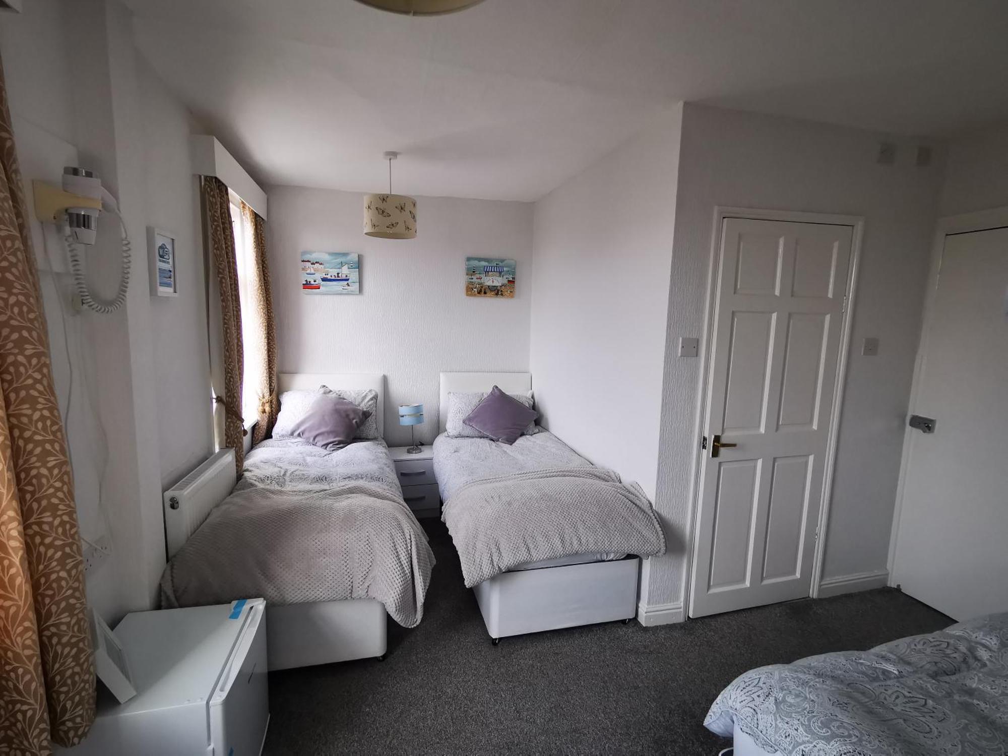 The Thoresby Scarborough Quarto foto