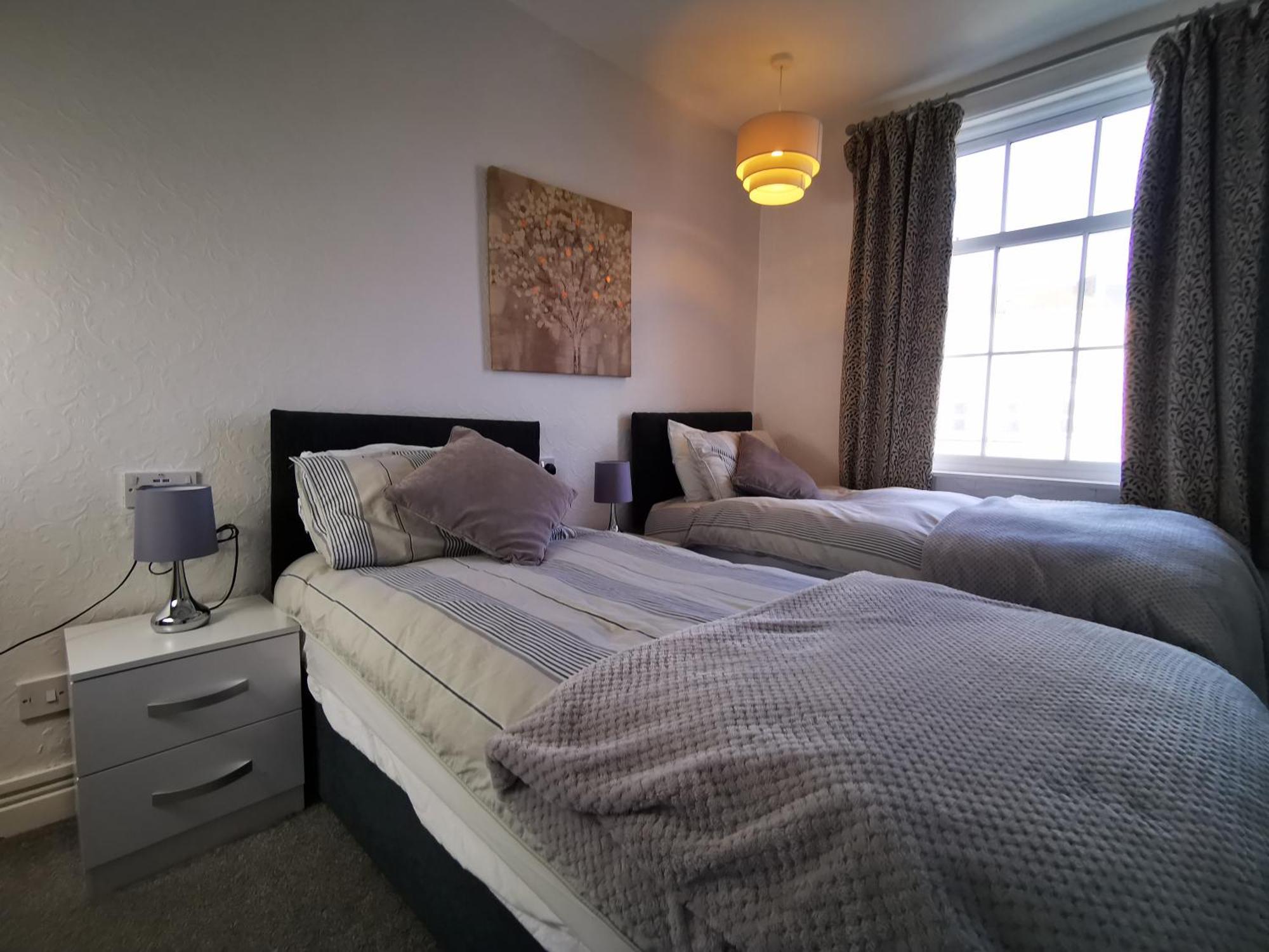 The Thoresby Scarborough Quarto foto